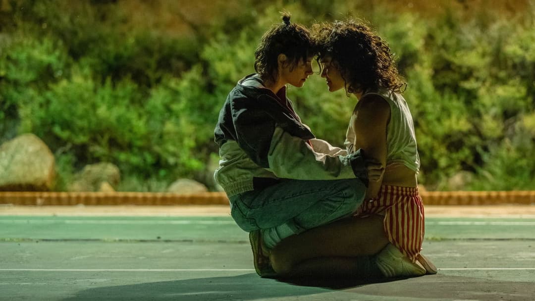 Любов, брехня та кровопролиття backdrop 6