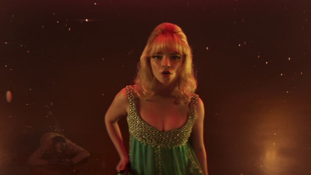 Last Night in Soho backdrop 18