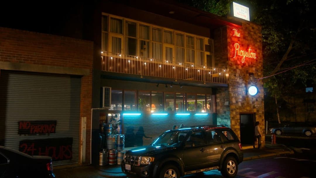 Рікі Стенікі backdrop 9