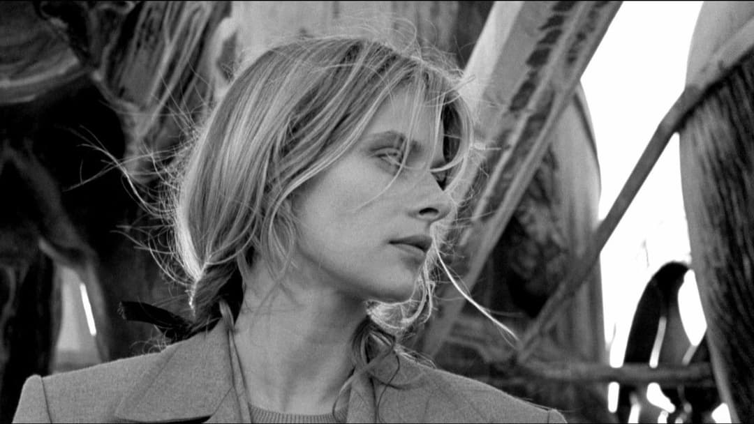 Faraway, So Close! backdrop 4