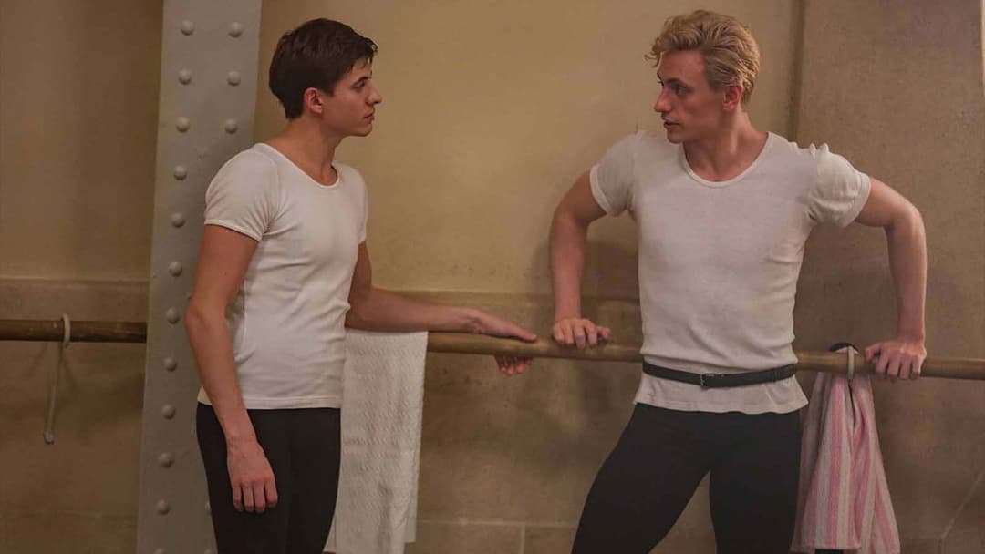 Біла ворона backdrop 6