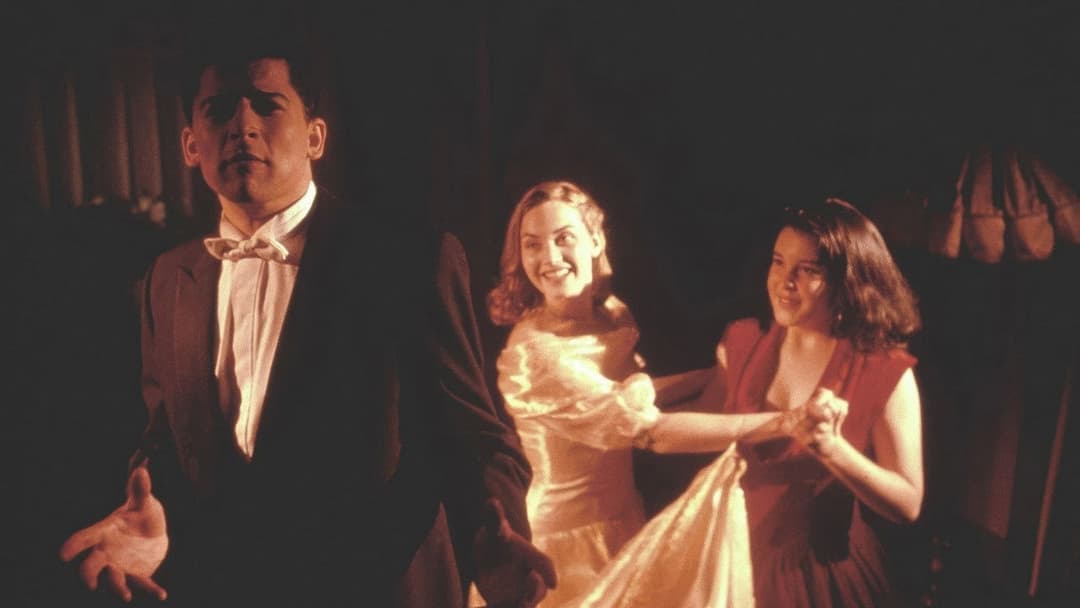 Небесні створіння backdrop 11