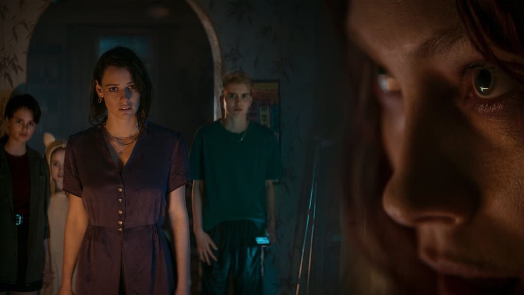 Evil Dead Rise backdrop 15