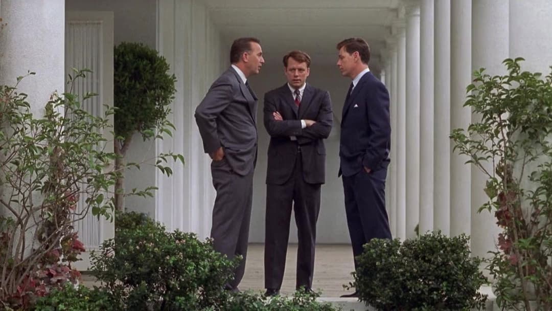 Thirteen Days backdrop 4