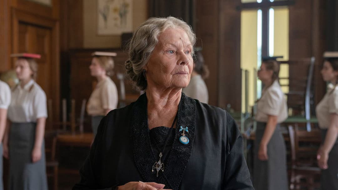 Шість хвилин до півночі backdrop 7