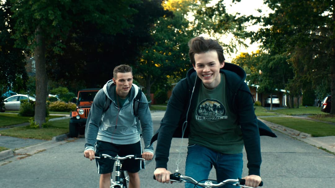 Giant Little Ones backdrop 3