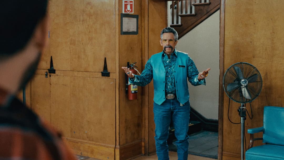 Happy Gilmore 2 backdrop 14