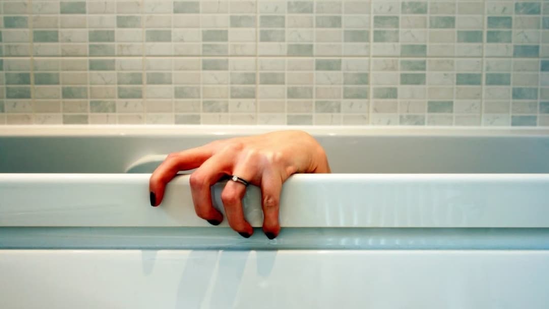 What Lies Beneath backdrop 2