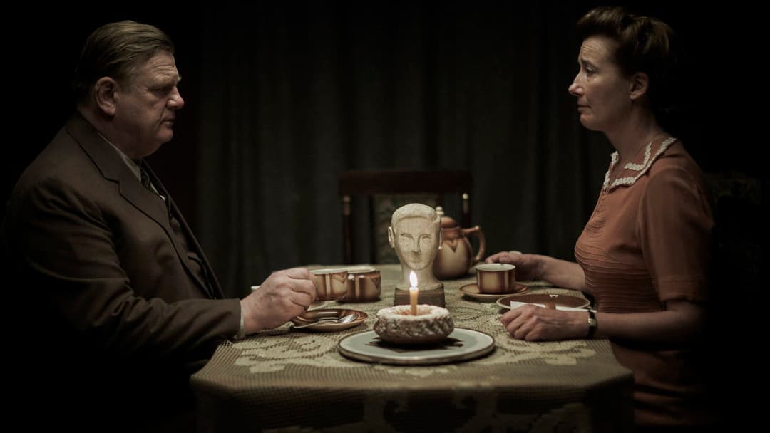 Jeder stirbt für sich allein backdrop 7