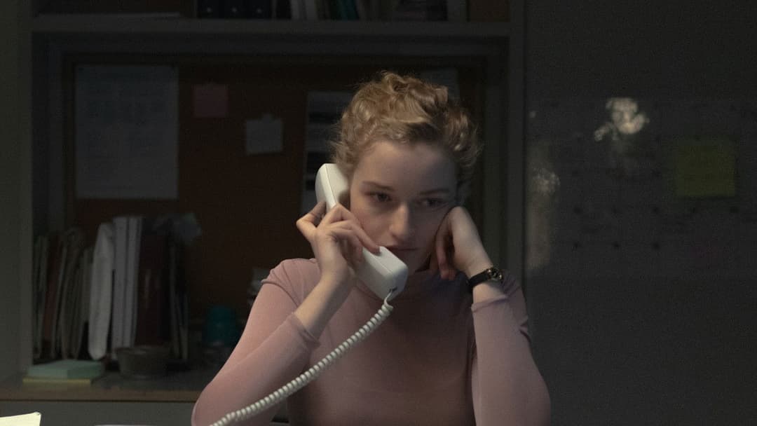 Асистентка backdrop 7