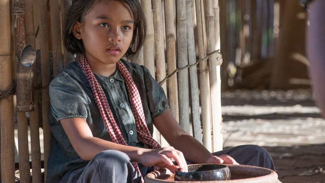 Спочатку вони вбили мого батька backdrop 5