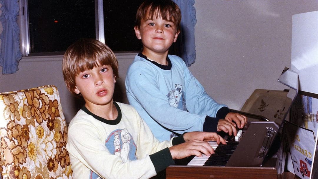 Dear Zachary: A Letter to a Son About His Father backdrop 4