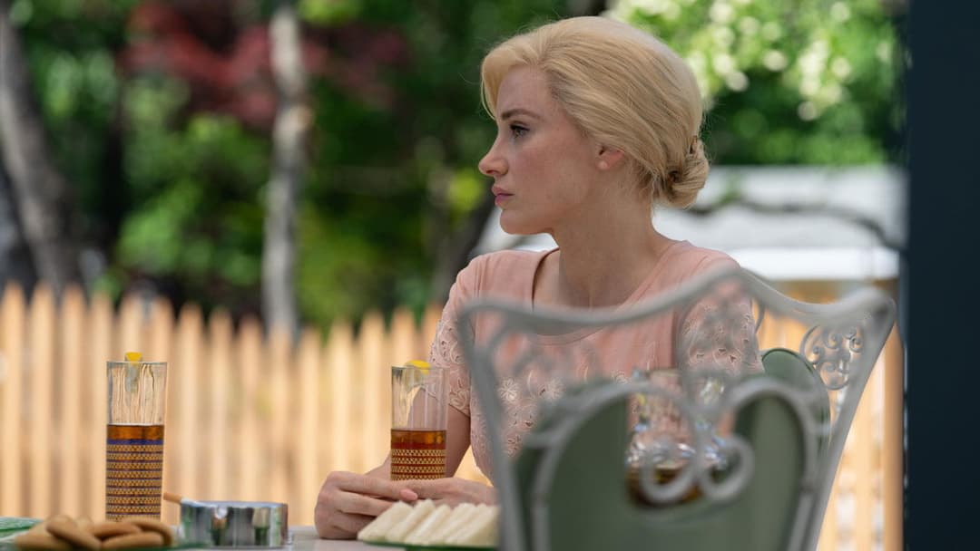 Mothers' Instinct backdrop 8