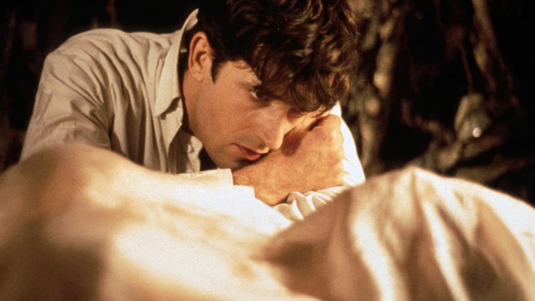 DellaMorte DellAmore backdrop 6