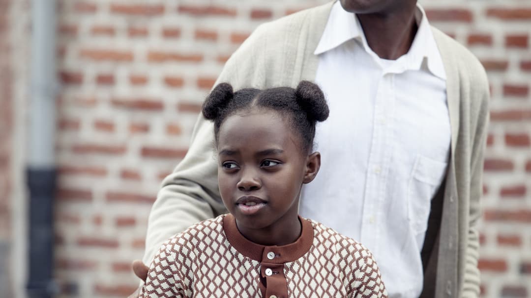 Ein Dorf sieht schwarz backdrop 15