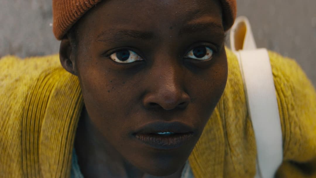 Тихе місце: День перший backdrop 13