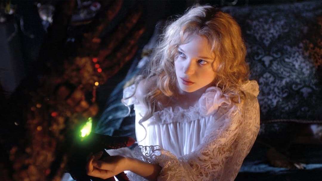 Die Schöne und das Biest backdrop 12