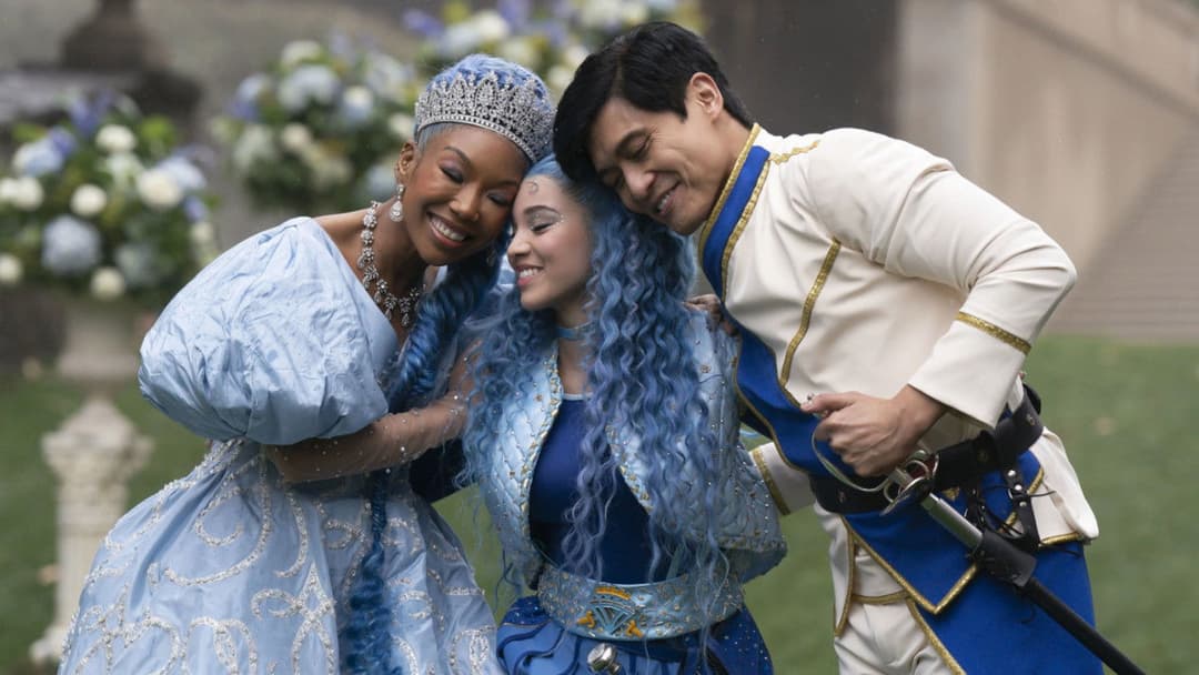 Descendants: The Rise of Red backdrop 13