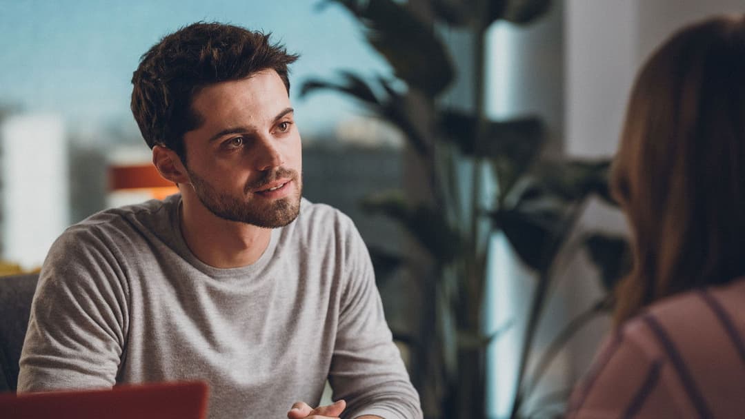 Culpa Tuya - Deine Schuld backdrop 16