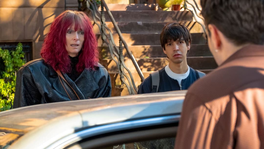 Problemista backdrop 4