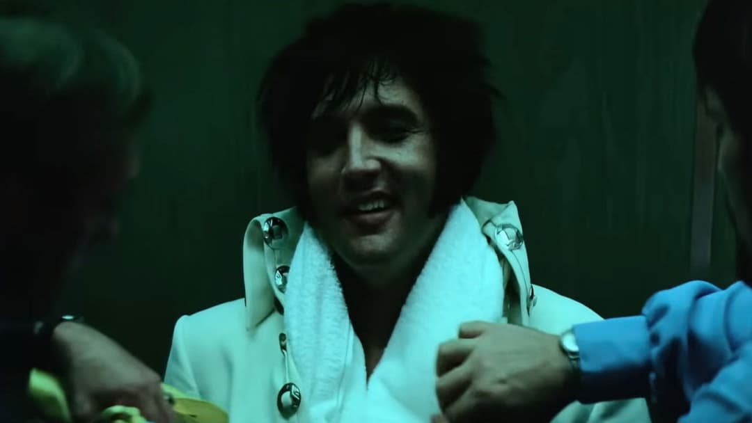 EPiC: Elvis Presley in Concert backdrop 9