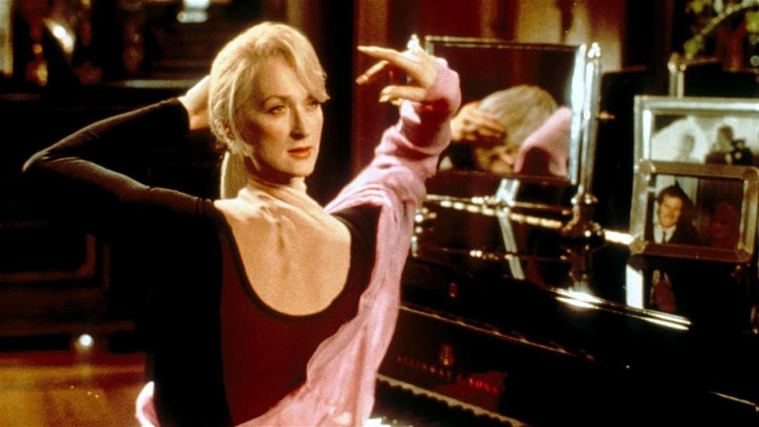 Der Tod steht ihr gut backdrop 9