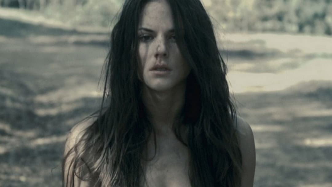 I Spit on Your Grave backdrop 20