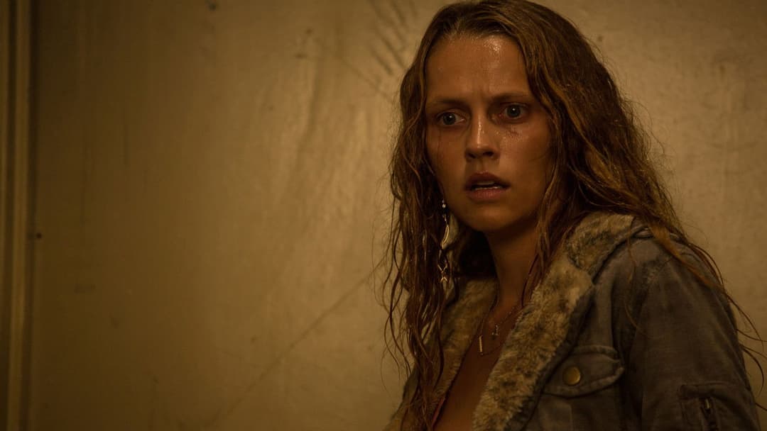 Послання від Кінга backdrop 5