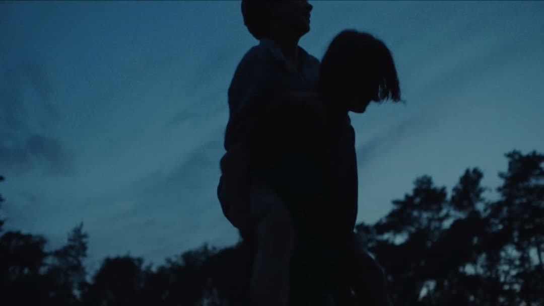 Young Hearts backdrop 10