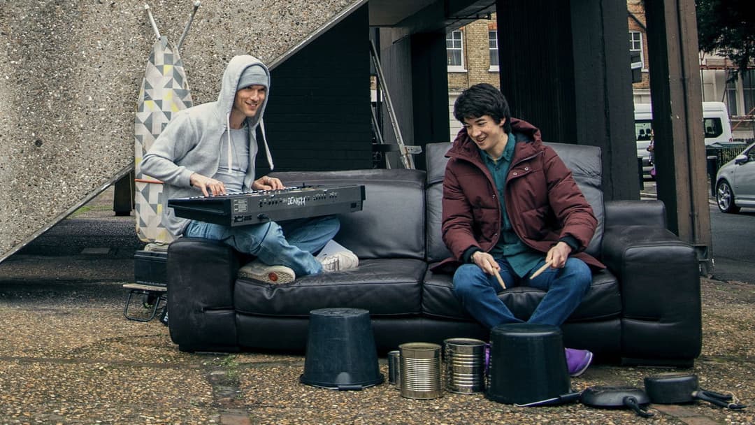 I Used to Be Famous backdrop 5