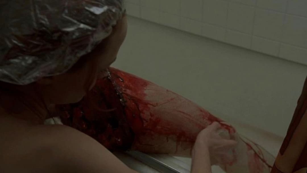 May - Die Schneiderin des Todes backdrop 1