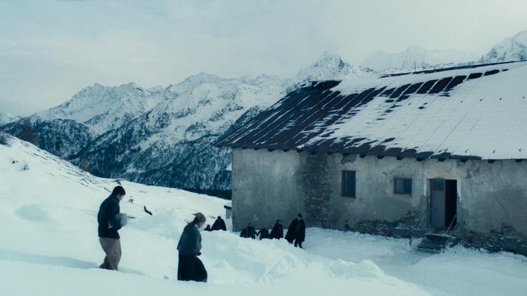 Vermiglio backdrop 10