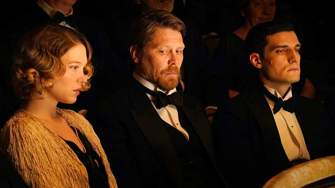 The Story of My Wife backdrop 2