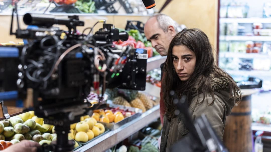 Undercover - Unter Feinden backdrop 7