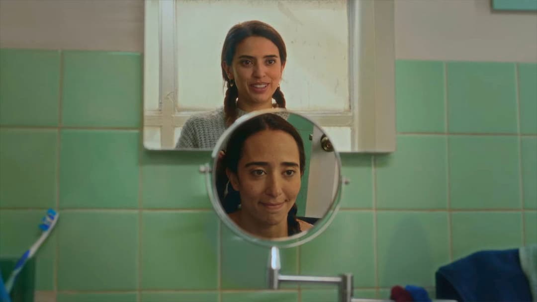 Una Pregunta Ridículamente Fácil backdrop 2