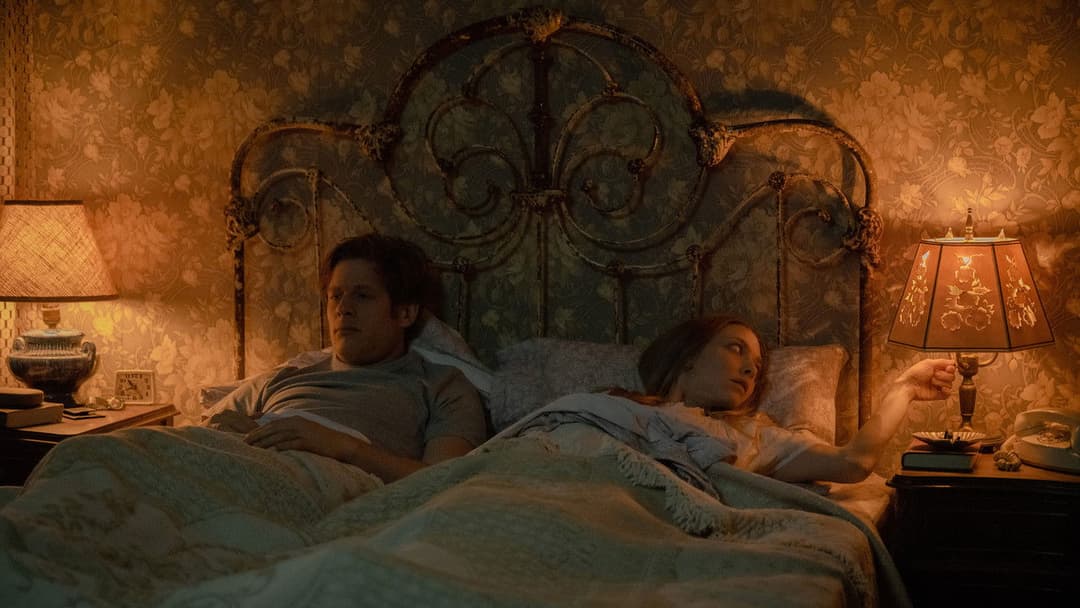 Побачене та почуте backdrop 9