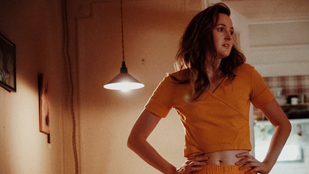 Інша людина backdrop 19