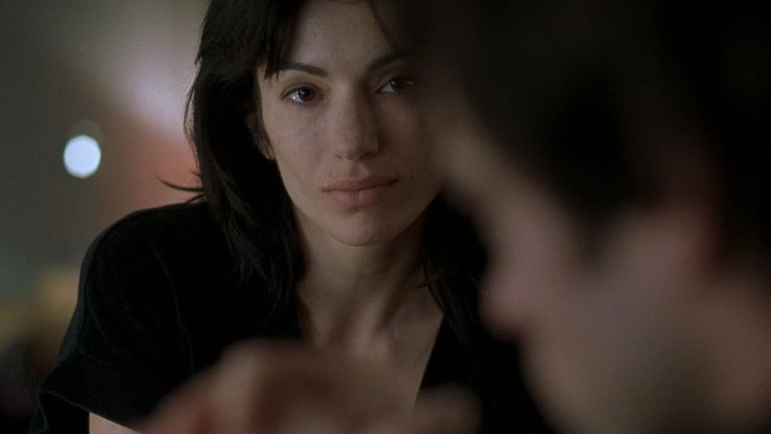 The Beat That My Heart Skipped backdrop 8