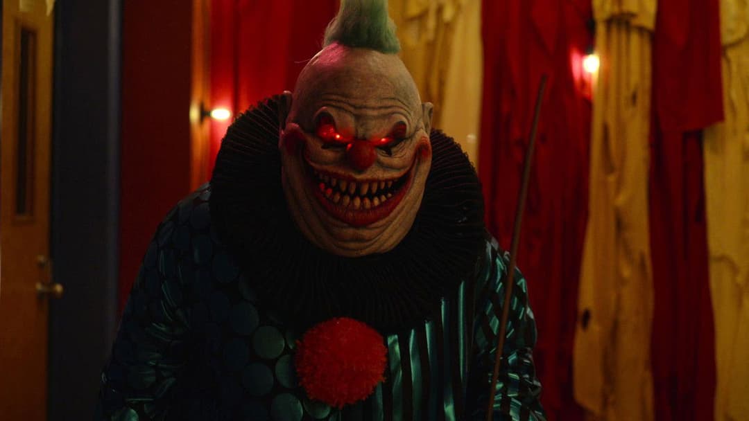 The Curse of Bridge Hollow backdrop 4