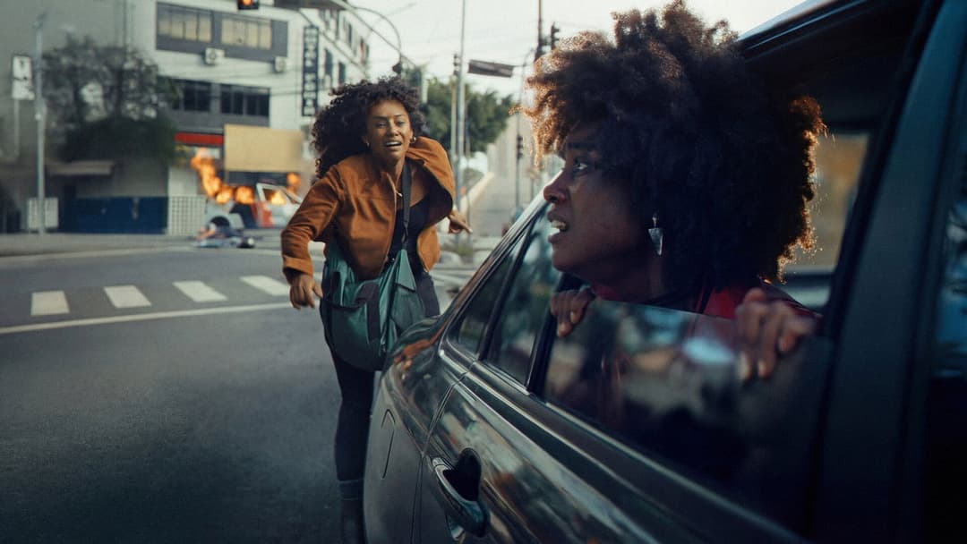 Brotherhood: Angstzustand backdrop 4