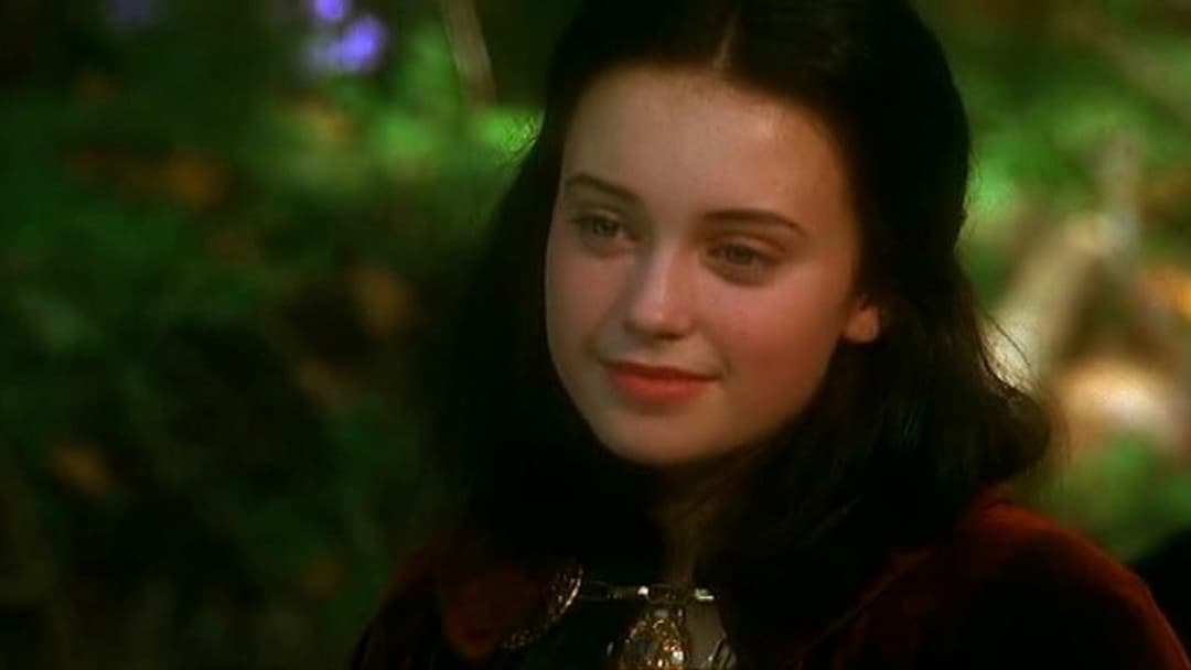 Snow White: A Tale of Terror backdrop 2