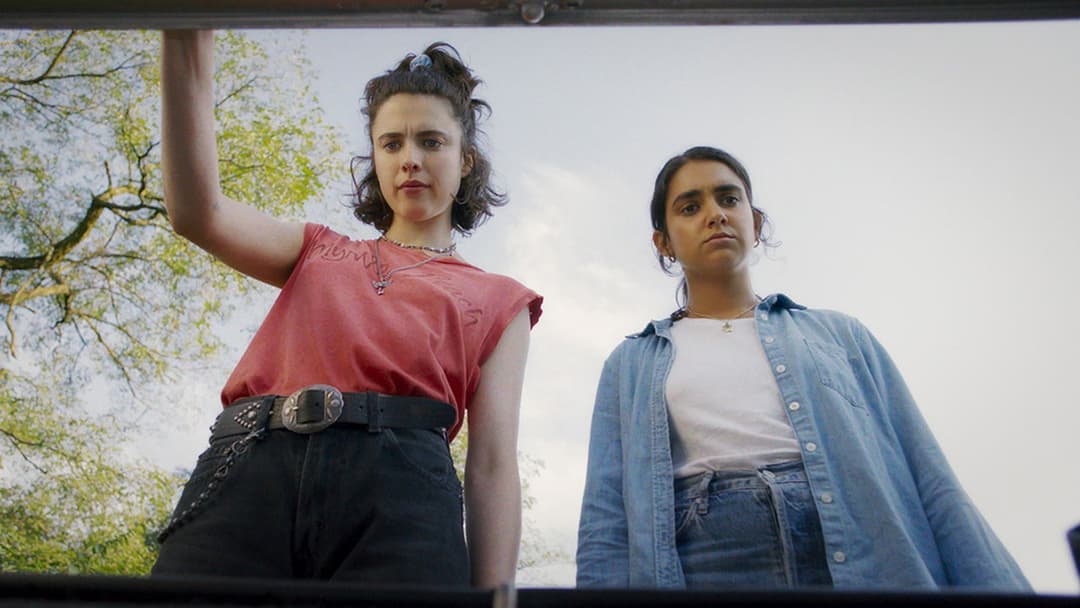 Drive-Away Dolls backdrop 11