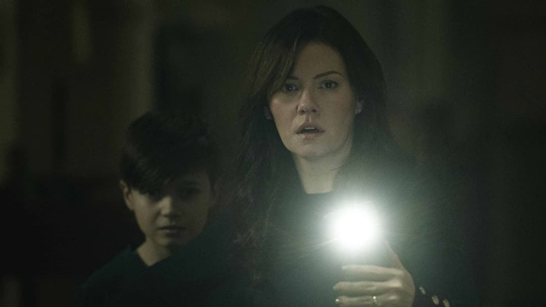 The Cellar - Verlorene Seelen backdrop 5