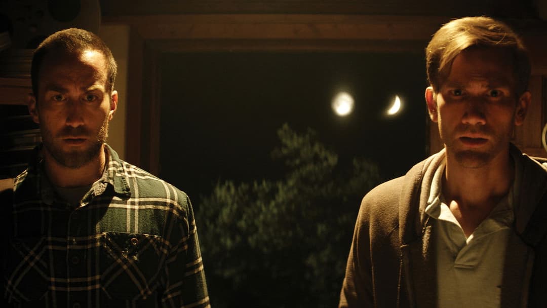 The Endless backdrop 7