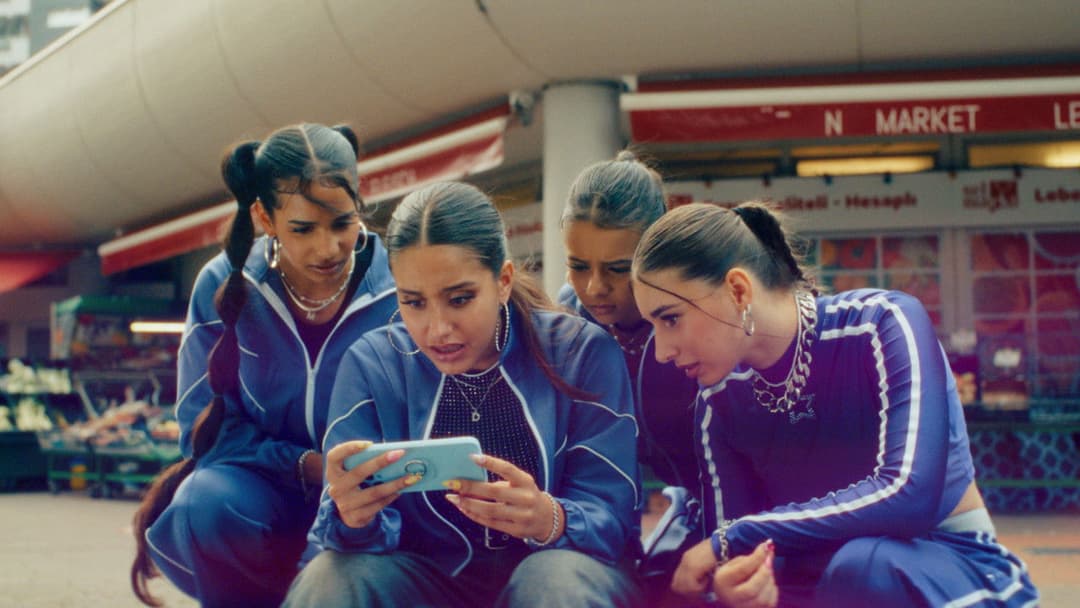 Pferd am Stiel backdrop 3