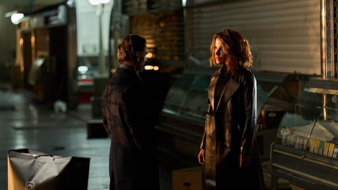 Canary Black backdrop 7