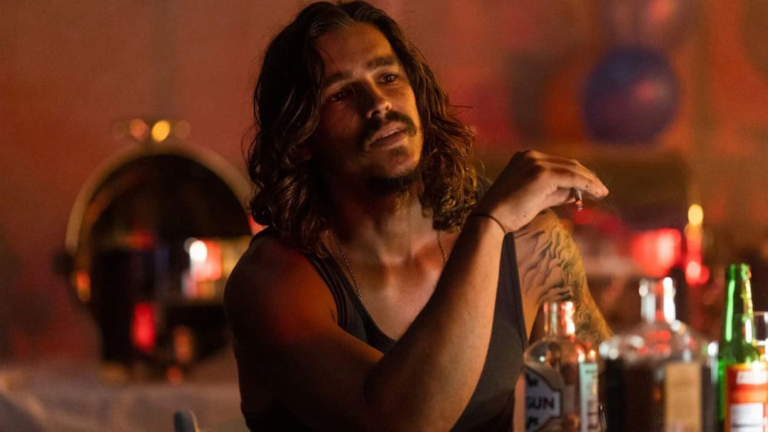 We Bury the Dead backdrop 9