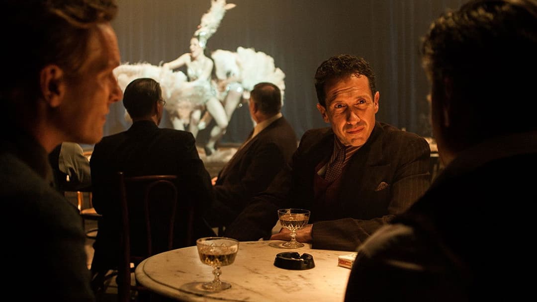 Der Bankier des Widerstands backdrop 4