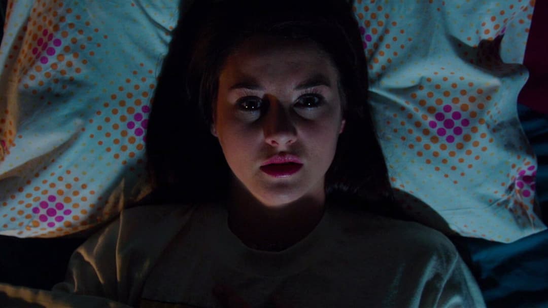 Білий птах у хуртовині backdrop 10