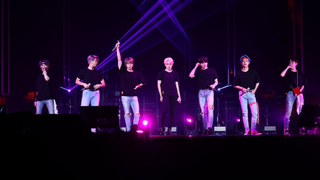 Bring the Soul: The Movie backdrop 4